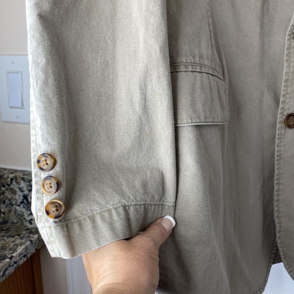 L.L. Bean Vintage Vintage L.L.Bean Coats 1912 Tan Pockets Inside Outside 42 tall - Picture 5 of 10
